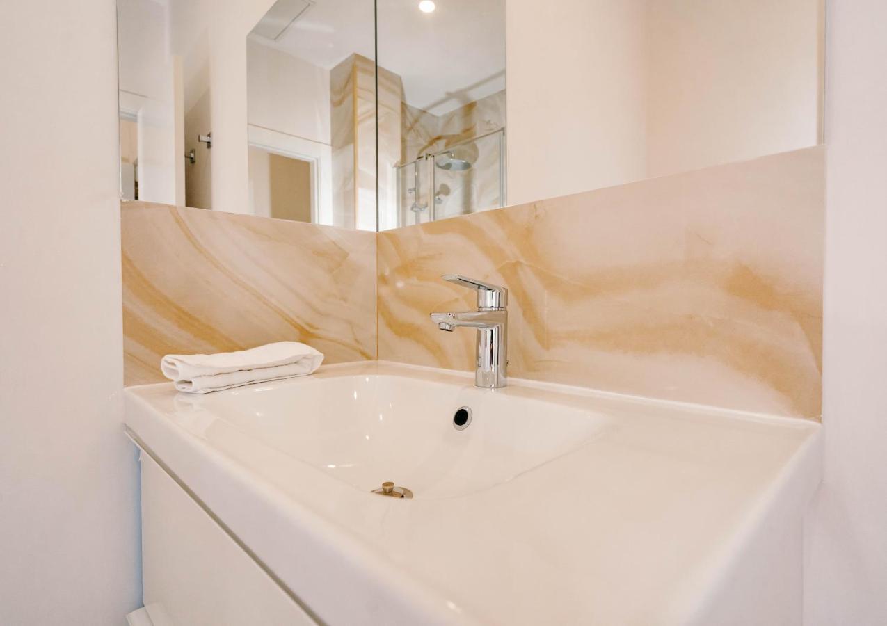 New Picasso Plaza - Malaga Apartman Kültér fotó