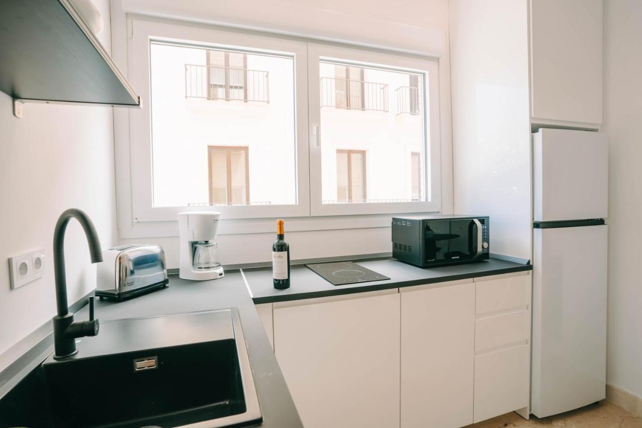 New Picasso Plaza - Malaga Apartman Kültér fotó