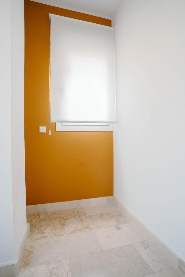 New Picasso Plaza - Malaga Apartman Kültér fotó